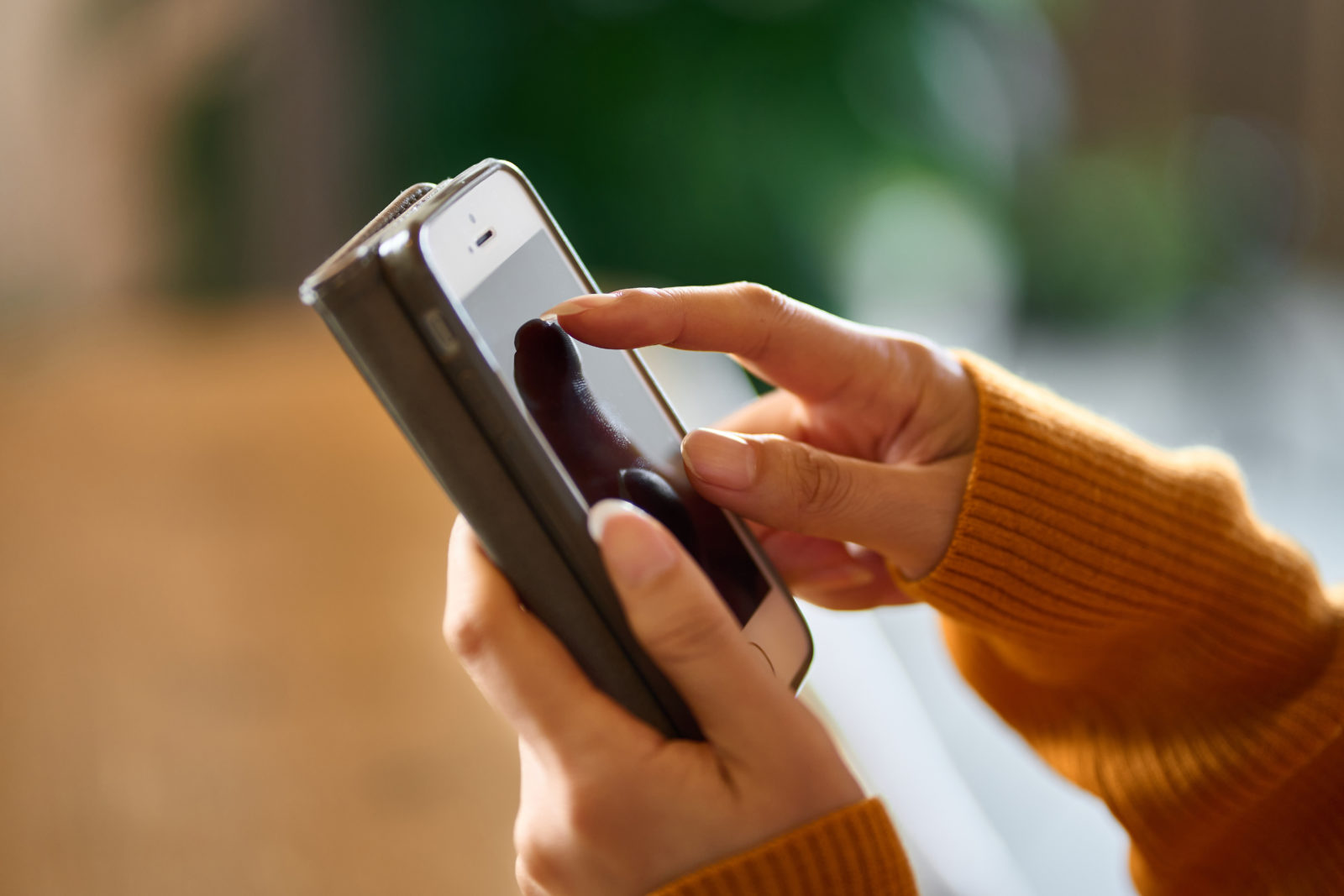 アプリの報酬獲得のために閉じられない動画広告もある