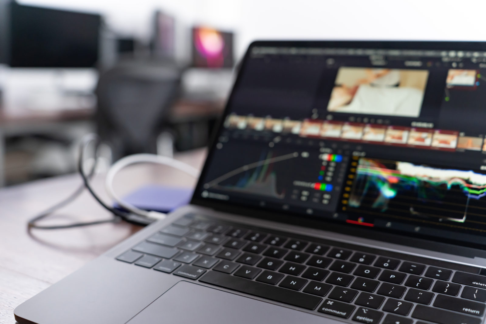 動画広告制作の費用と料金相場