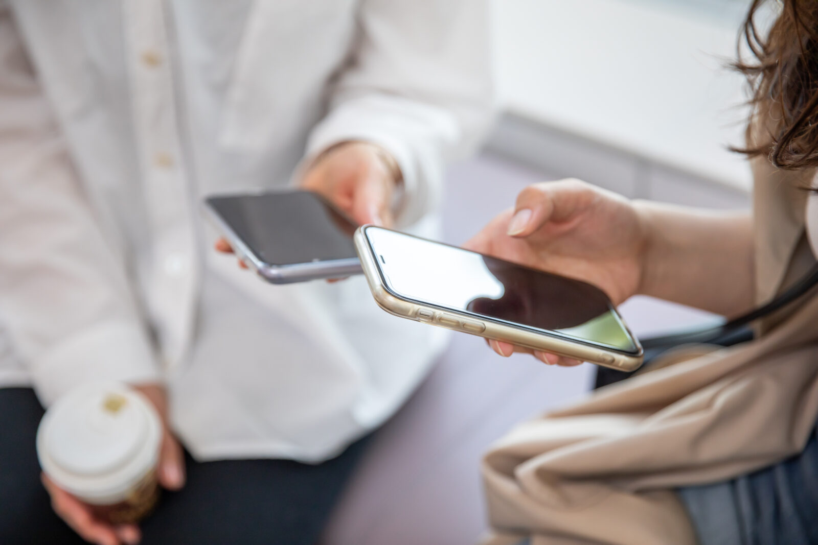 広告データのほとんどが画像!ただし、動画の割合も多い